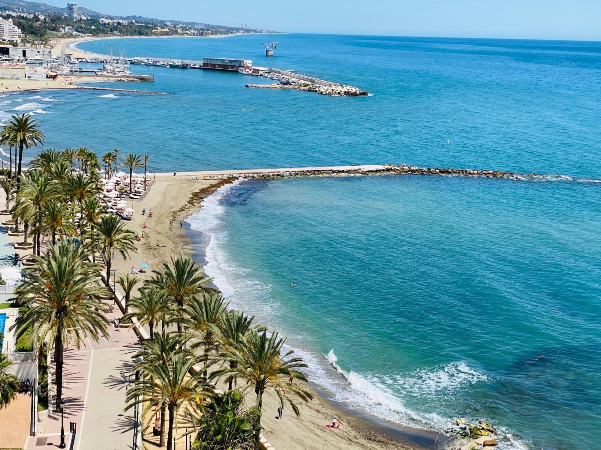 The First Line Of The Sea Apartment Marbella Bagian luar foto